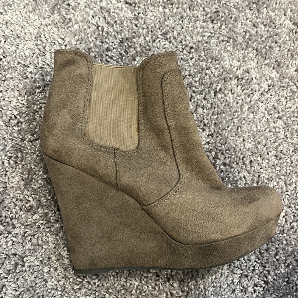 Wedge booties - Picture 3 of 3
